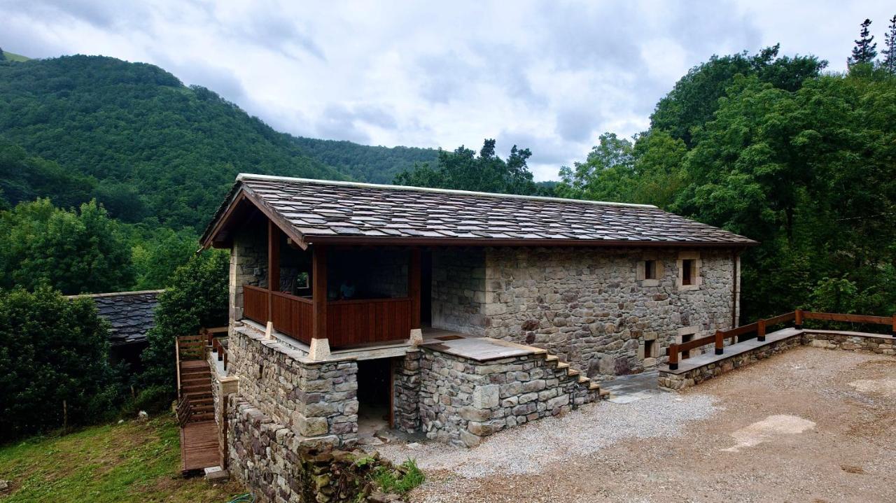 Cabana Pasiega Castro Valnera Vega de Pas Exterior photo